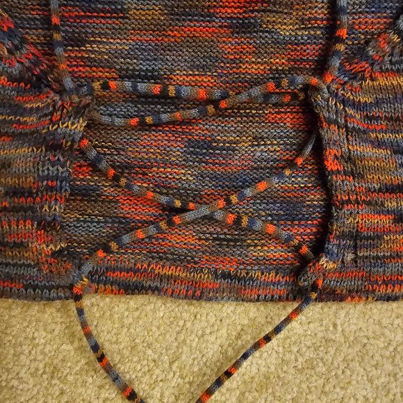 Knitted Cropped Tank - Picture 3 of 4